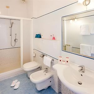 Dreibettzimmer